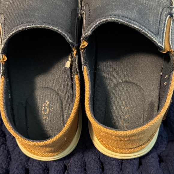 CROCS Blue and Tan Loafers - Picture 4 of 5